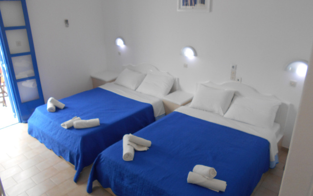 Отель The Three Anchors Rooms