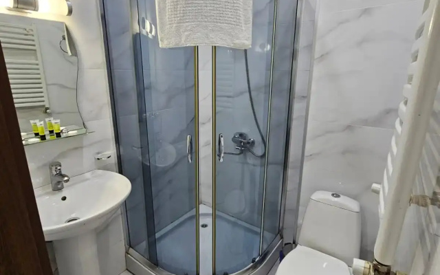 Bathroom · Tbilisi — photo 32
