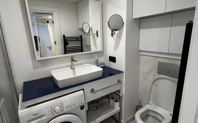 Bathroom · Batumi — photo 12