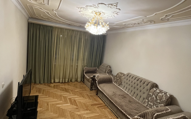Квартира Трехкомнатная