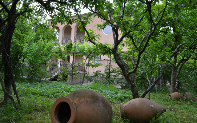 Гостевой Дом Saguramo Garden