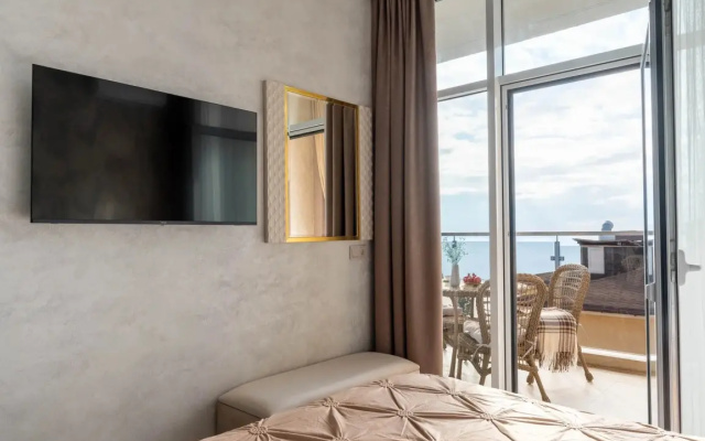 Апартаменты RED APARTMENTS Светлана Парк Офелия