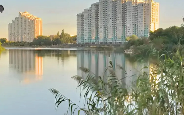 Квартира Двухкомнатная у озера в центре