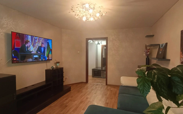 Квартира на 6 гостей высокий 1 этаж