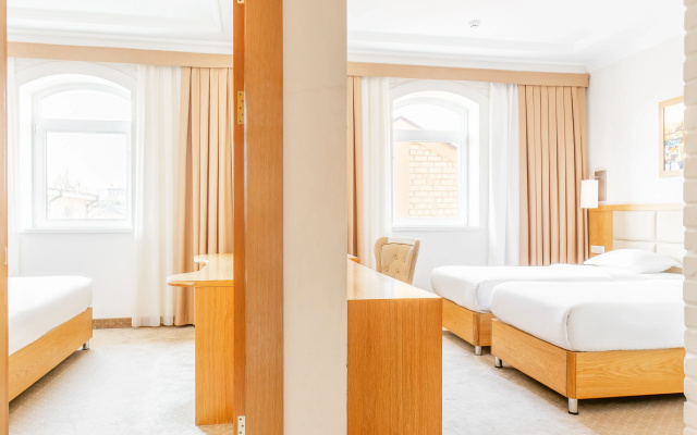 Praga Hotel