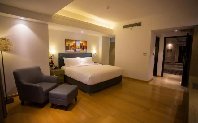 Отель Golden Tulip - The Grandmark Dhaka