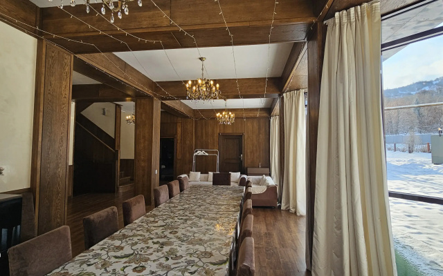 Вилла Honey Apartments Almaty