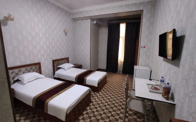 Yulduz Hotel