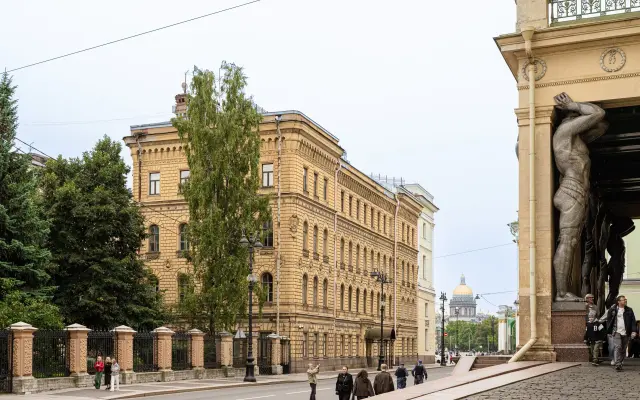 Квартира 50 шагов до Дворцовой