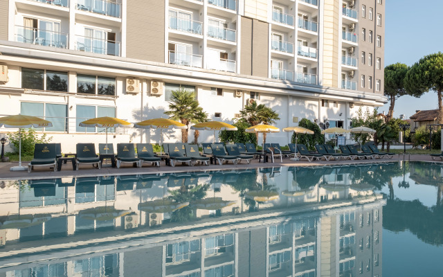 Отель The Gap Hotel Kuşadası