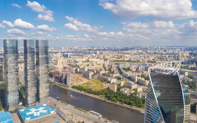 Апартаменты с Видом на Кремль и Город Москва-Сити