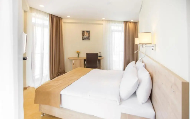 Guest rooms · Tbilisi — photo 11