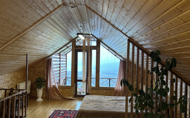 Частный дом у Сулакского каньона