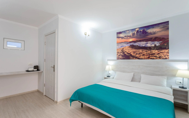Guest rooms · Tbilisi — photo 23