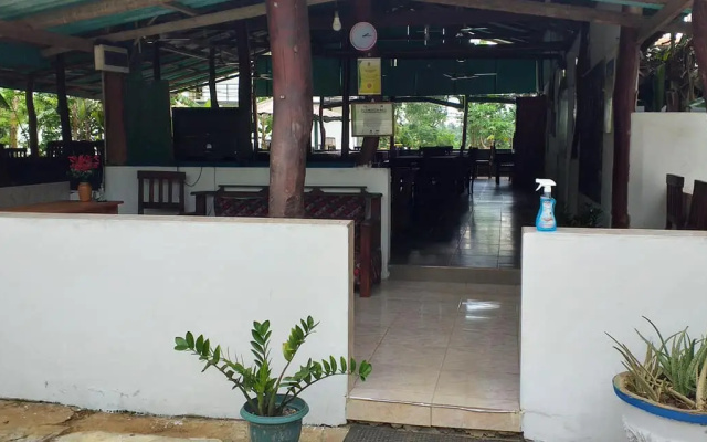 Отель Hasthi Resort Habarana