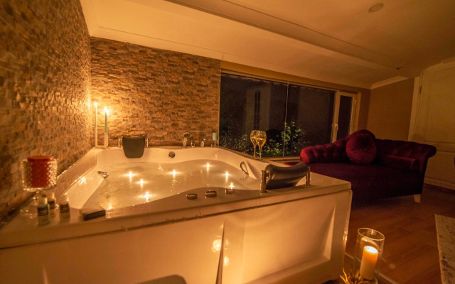 Отель Keyif Boutique Hotel & Restaurant