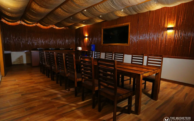 Отель Ambika Resort