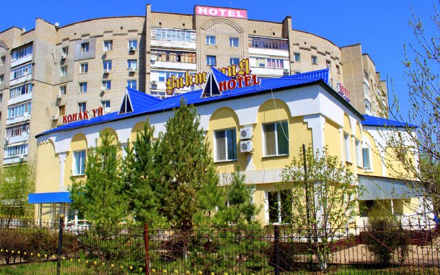 Viktoriya Hotel in Uralsk, Kazakhstan from 52$, photos, reviews - zenhotels.com hotel front