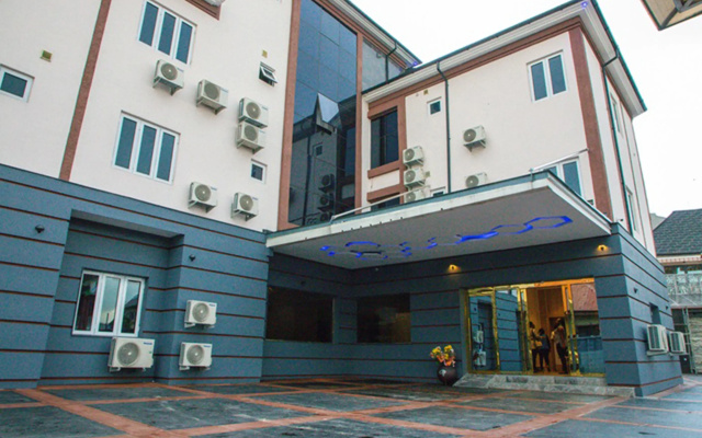 Отель Merzino Palace