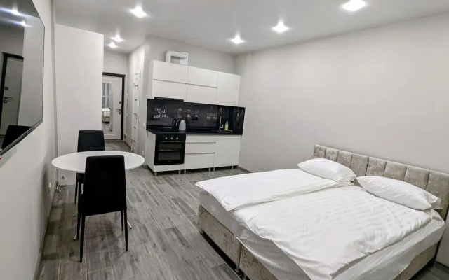 Апартаменты RentHome студия Сияние на Южном шоссе у ТЦ Амбар