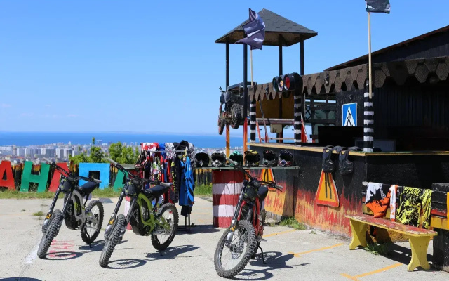 Меблированные комнаты Surron Anapa Camp