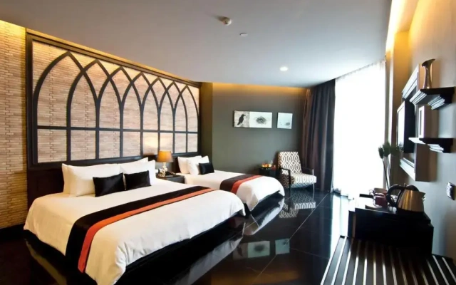 TSix5 Quarter Hotel