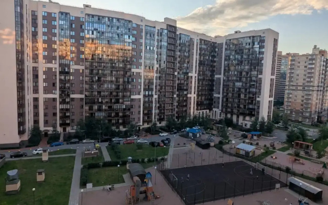 Квартира огромная 2 комнатная квартира у метро Девяткино
