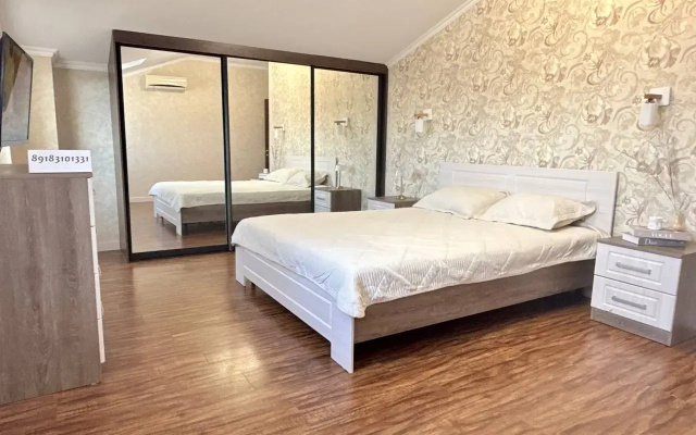 Апартаменты Apartment on the Beach