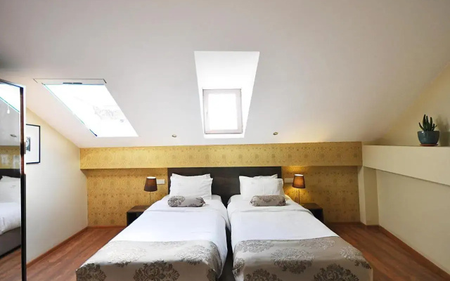 Guest rooms · Tbilisi — photo 31