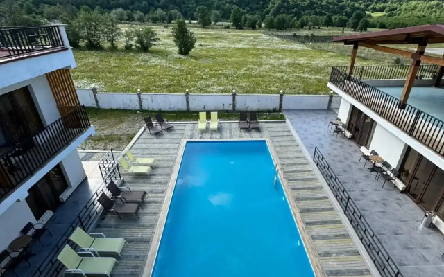 Отель Anne's Hotel in Mestia