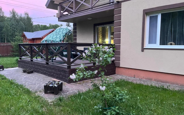 Частный дом Дом в Лесных озерах