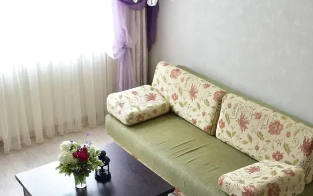 Квартира Трёхкомнатная на Зубковой