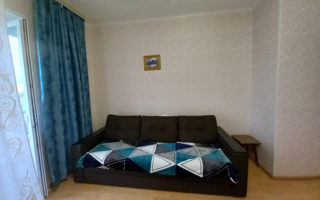 Квартира 1к по Тихонова 8