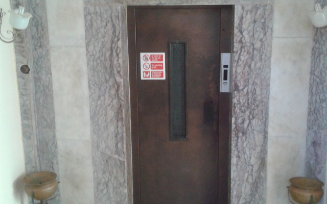 Отель 47 Içmeler
