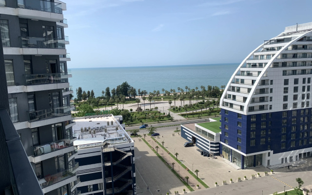 Квартира White Sails Sea View
