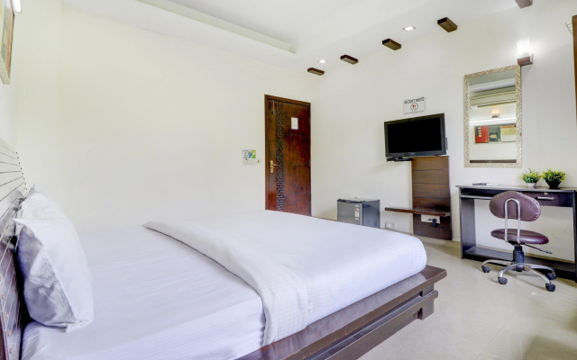 Отель Green Wood By Dreamz Hospitality