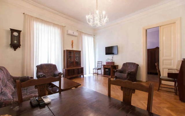 Апартаменты Lovely in the City Centre