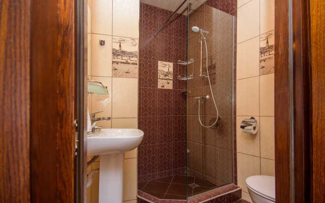 Bathroom · Tbilisi — photo 26