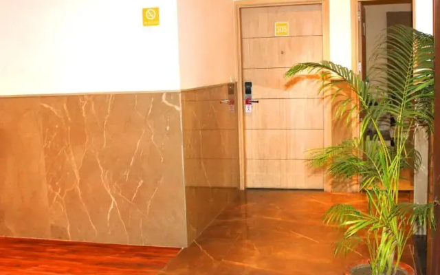 Отель Avexia Residency Sagar