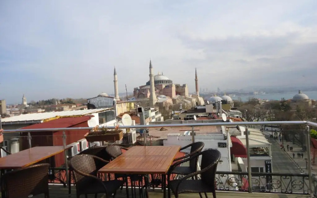 Lapis Inn Hotel Old City