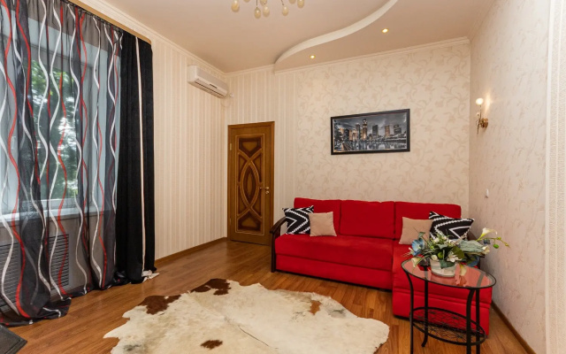Квартира Центр Ростова, Театральная площадь