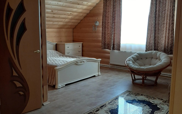 Piratskij Dvor Mini-Hotel