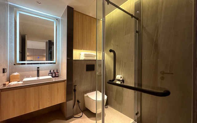Отель La Green Hotel & Residence Пхукет