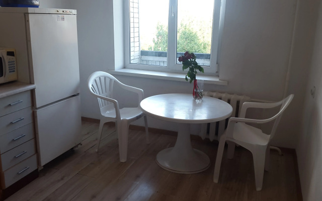 U Muzeya Mirovogo Okeana Apartments