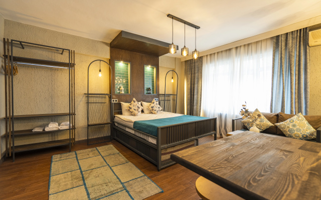 Апарт-отель  Cube Suites