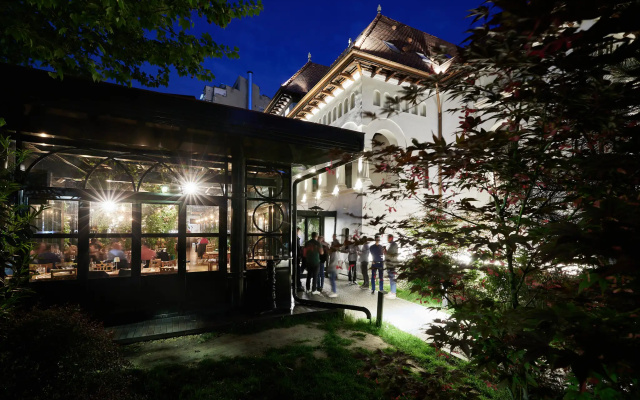 Отель La Boheme Casa Soare