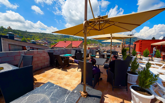 Mit Tbilisi Hotel · Tbilisi — photo 26