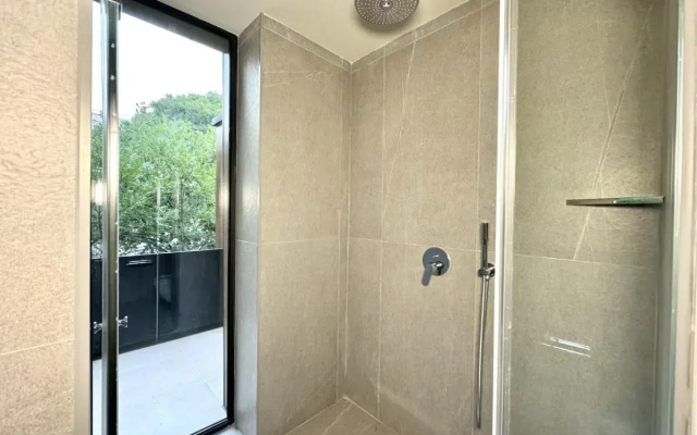 Bathroom · Tbilisi — photo 12