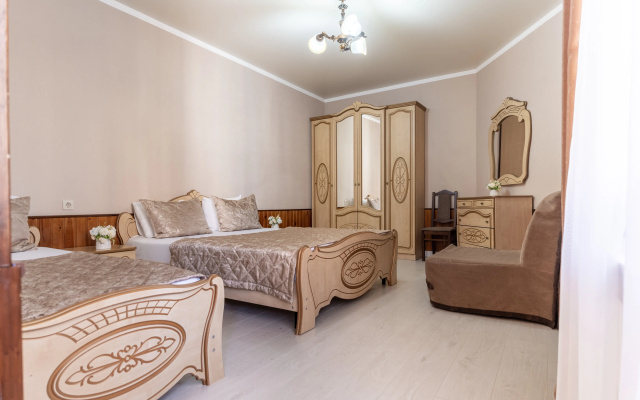 Отель Марэ