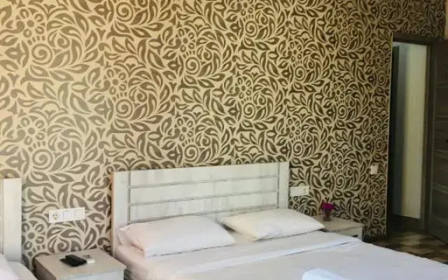 Отель New Royal
